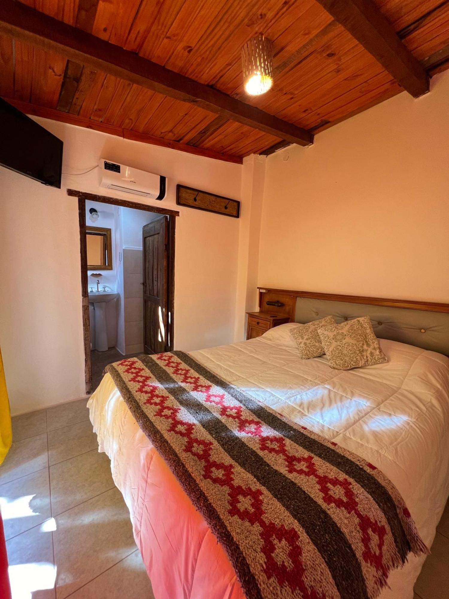 Hostal Tierra Andina Cafayate Pokoj fotografie
